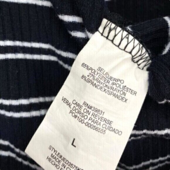 Jolt Women’s Black and White Striped Wide Leg Cropped Jumpsuit - Picture 9 of 11